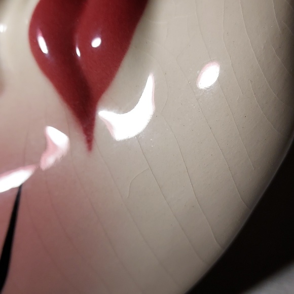 Vintage Hand Painted Ceramic Carnival Face Wall Mask Heart Design - Picture 8 of 8